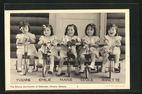 AK Callander / Ontario, The Dionne Quintuplets, Fünflinge auf ihren Dreirädern