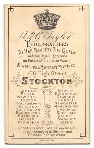 Fotografie A & G Taylor, Stockton, Portrait junger Herr im Anzug mit Krawatte