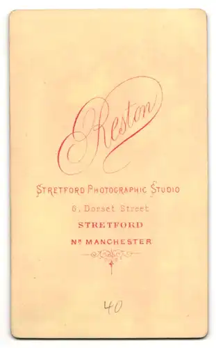 Fotografie Arthur Reston, Stretford, Mann im Anzug mit Binder Kotletten