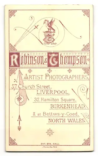 Fotografie Robinson & Thompson, Liverpool, Portrait junger Herr in Anzug