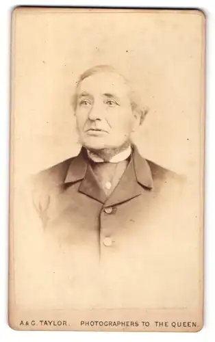 Fotografie A. & G. Taylor, Stockton-on-Tees, Portrait älterer Herr im Anzug mit Bart