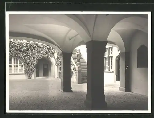 AK Rheinfelden, Blick in den Rathaushof