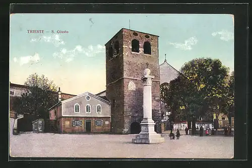 AK Trieste, S. Giusto, Platz mit Säule in der Mitte