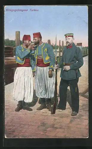 AK Kriegsgefangene Turkos mit Wache