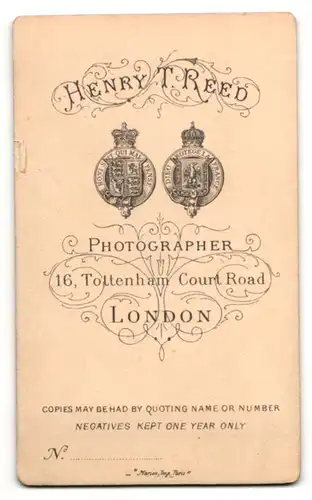 Fotografie H. T. Reed, London, Portrait Herr mit Schnauzbart und Glatze