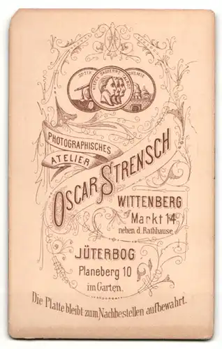 Fotografie Oscar Strensch, Wittenberg, Mann mit Schnurrbart und Seitenscheitel im Anzug