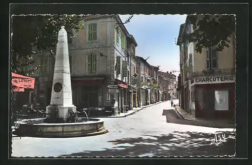 AK Istres, La Fontaine et Avenue de Martigues