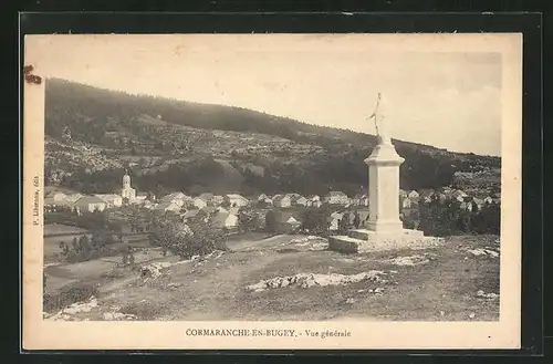 AK Cormaranche-en-Bugey, Vue générale, Denkmal und Blick auf den Ort
