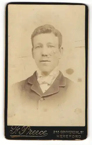 Fotografie F. Preece, Hereford, Portrait junger Herr