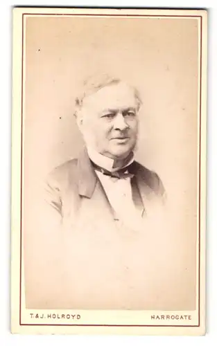 Fotografie T. & J. Holroyd, Harrogate, Portrait älterer Herr mit Backenbart