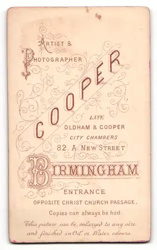 Fotografie W. Cooper, Birmingham, Portrait stattlicher Herr mit Vollbart