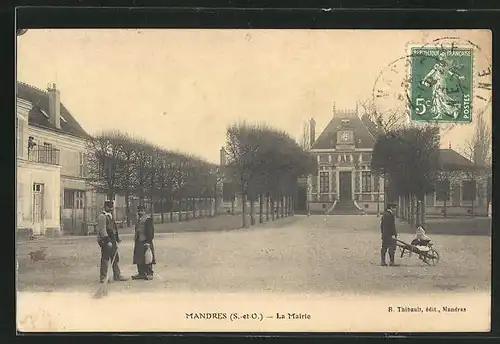 AK Mandres, la Mairie