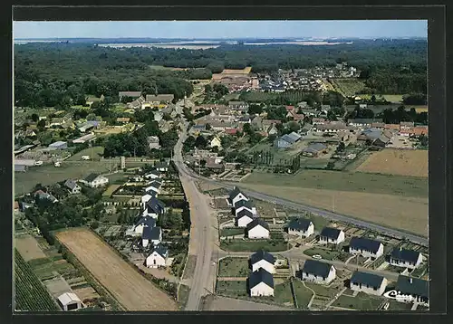 AK Fontaine-la-Guyon, Vue generale aerienne