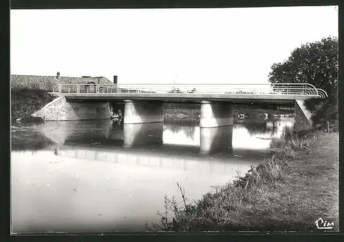AK Saumeray, Le Pont sur le Loir