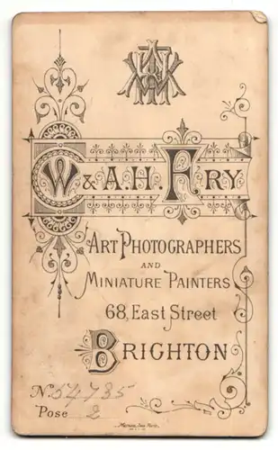 Fotografie W. A. H. Fry, Brighton, Älterer Herr im Anzug