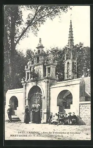 AK Argol, Arc de Triomphe et Clocher