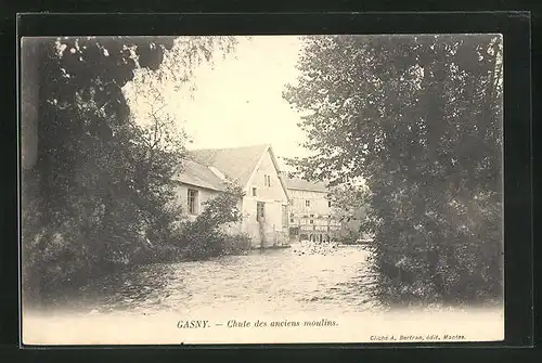 AK Gasny, Chute des anciens moulins