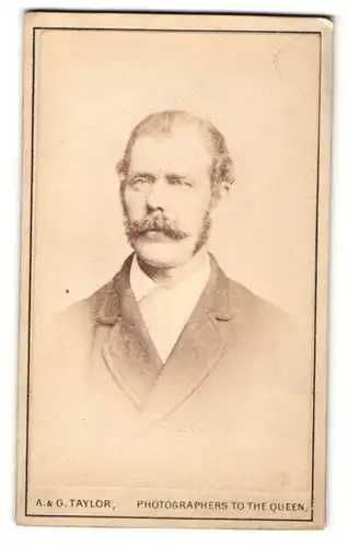 Fotografie A. & G. Taylor, Stockton, Portrait Herr mit Oberlippen- und Backenbart