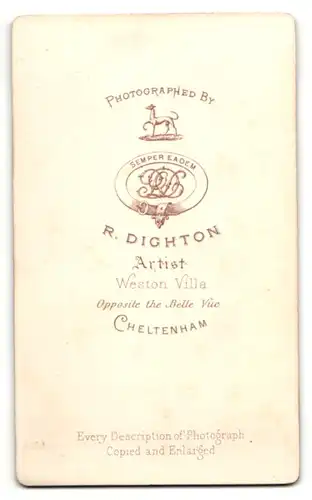 Fotografie R. Dighton, Cheltenham, Portrait Herr mit Schnurrbart