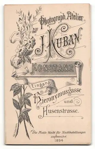 Fotografie J. Kuban, Konstanz, Portrait Mädchen mit zurückgebundenen Haaren