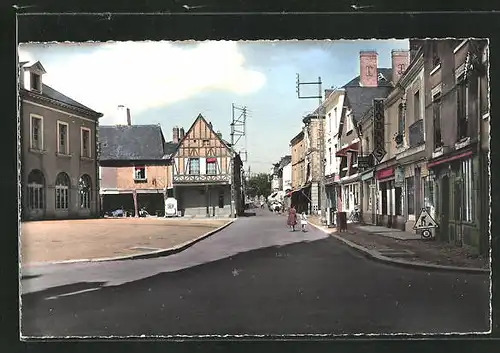 AK Guerche-de-Bretagne, Place de la Basilique et Rue Notre-Dame