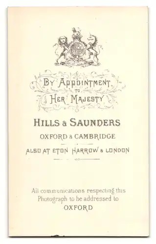 Fotografie Hills & Saunders, Oxford, Portrait junger Mann mit blondem Haar im Anzug