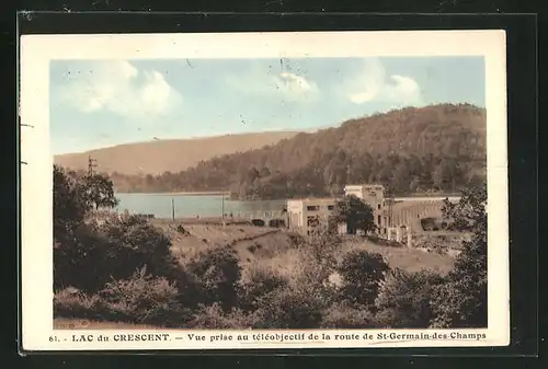 AK St-Germain-des-Champs. Lac du Crescent, Vue prise au téleobjectif de la route de St Germain des Champs