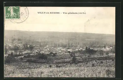AK Villy-en-Auxois, Blick von einer Anhöhe auf den Ort