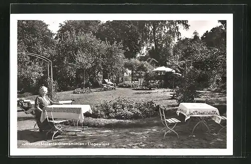 AK Malente-Gremsmühlen, Hotel-Pension Diekseeschlösschen, Liegewiese