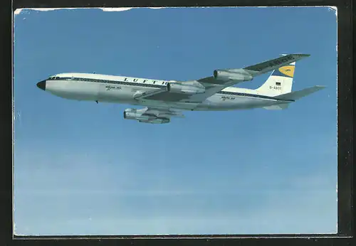 AK Flugzeug Boeing 707 Intercontinental der Lufthansa am strahlendblauen Himmel