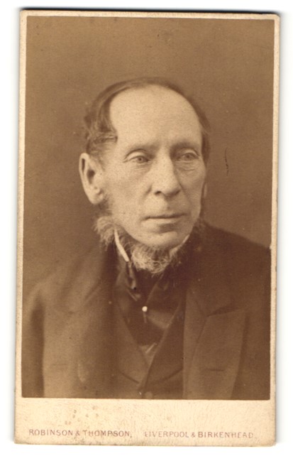 Fotografie Robinson & Thompson, Liverpool, Älterer Herr mit lichtem