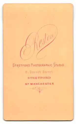 Fotografie Arthur Reston, Manchester, Portrait, schönes Fräulein mit Halskette