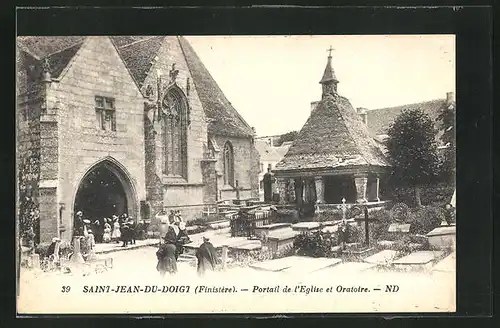 AK Saint-Jean-du-Doigt, Portail de l`Eglise et Oratoire