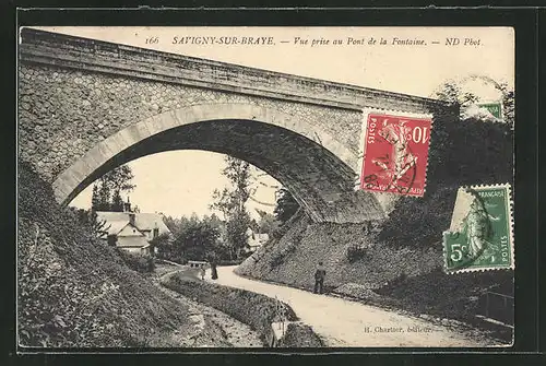 AK Savigny-sur-Braye, Vue prise du Pont de la Fontaine