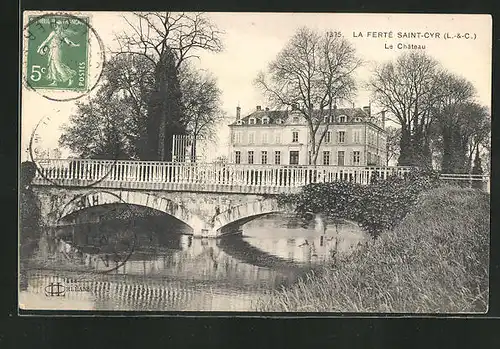 AK La Ferté-Saint-Cyr, Le Château