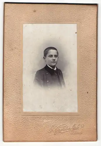 Fotografie E. Gerschel, Reims, Portrait Bub mit kurzem Haar
