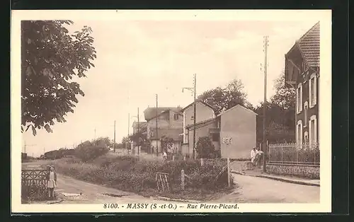 AK Massy, Rue Pierre-Picard, Strassenpartie im Ort