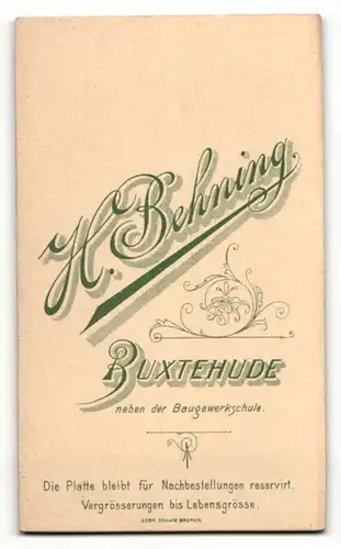 Fotografie H. Behning, Buxtehude, Portrait charmanter Junge im Anzug