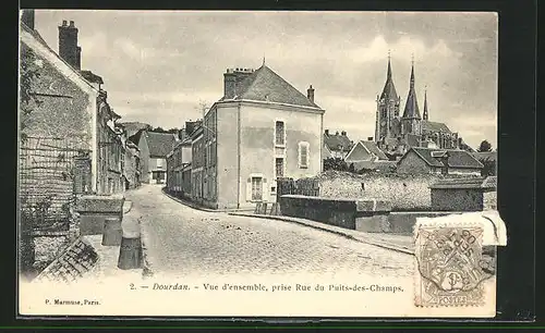 AK Dourdan, Vue d`ensemble, prise Rue du Puits-des-Champs