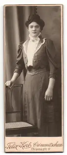 Fotografie Felix Korb, Crimmitschau, Portrait schöne Dame im Kleid
