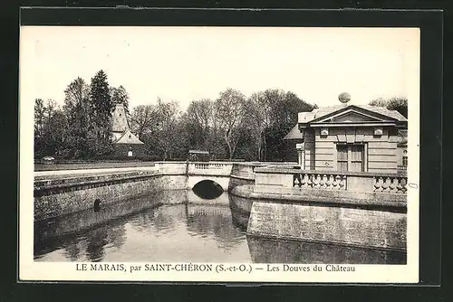 AK Saint-Chéron, Les Douves du Château