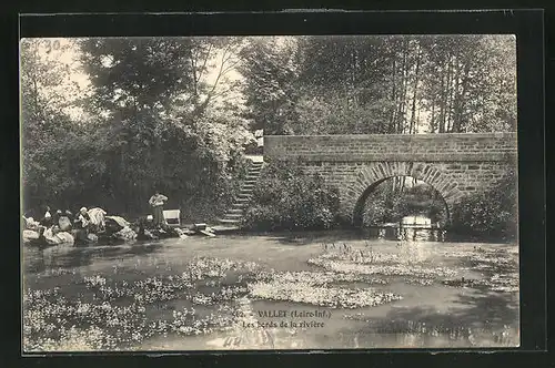 AK Vallet, Les Bords de la Riviere et Pont