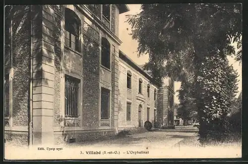 AK Villabe, L`Orphelinat