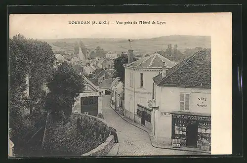 AK Dourdan, Vue prise de l`Hotel de Lyon
