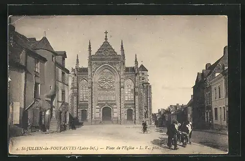 AK Saint-Julien-de-Vouvantes, Place de l`Eglise
