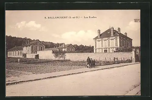 AK Ballancourt, Les Ecoles