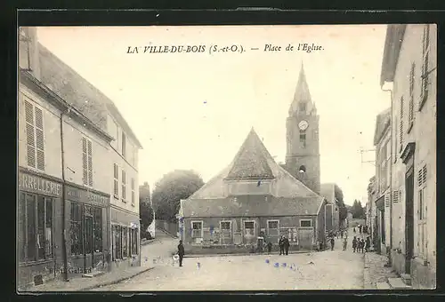 AK La Ville-du-Bois, Place de l`Eglise