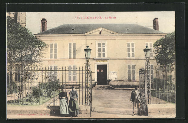 AK NeuvilleauxBois, la Mairie Nr. 9863475 oldthing Ansichtskarten