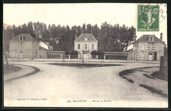 AK Migennes, La Mairie et Ecoles Nr. 10502306 oldthing