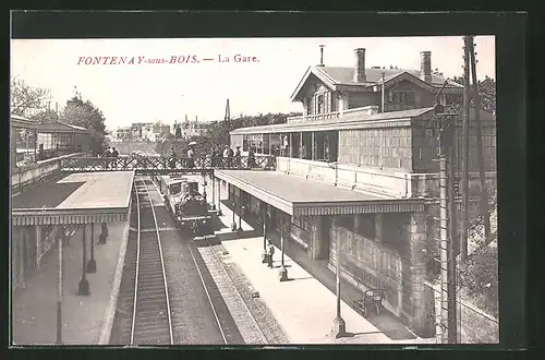 AK Fontenay-sous-Bois, La Gare, Bahnhof